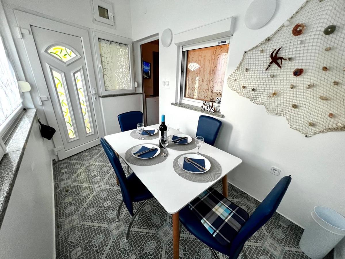 Apartman Dino 파자나 외부 사진