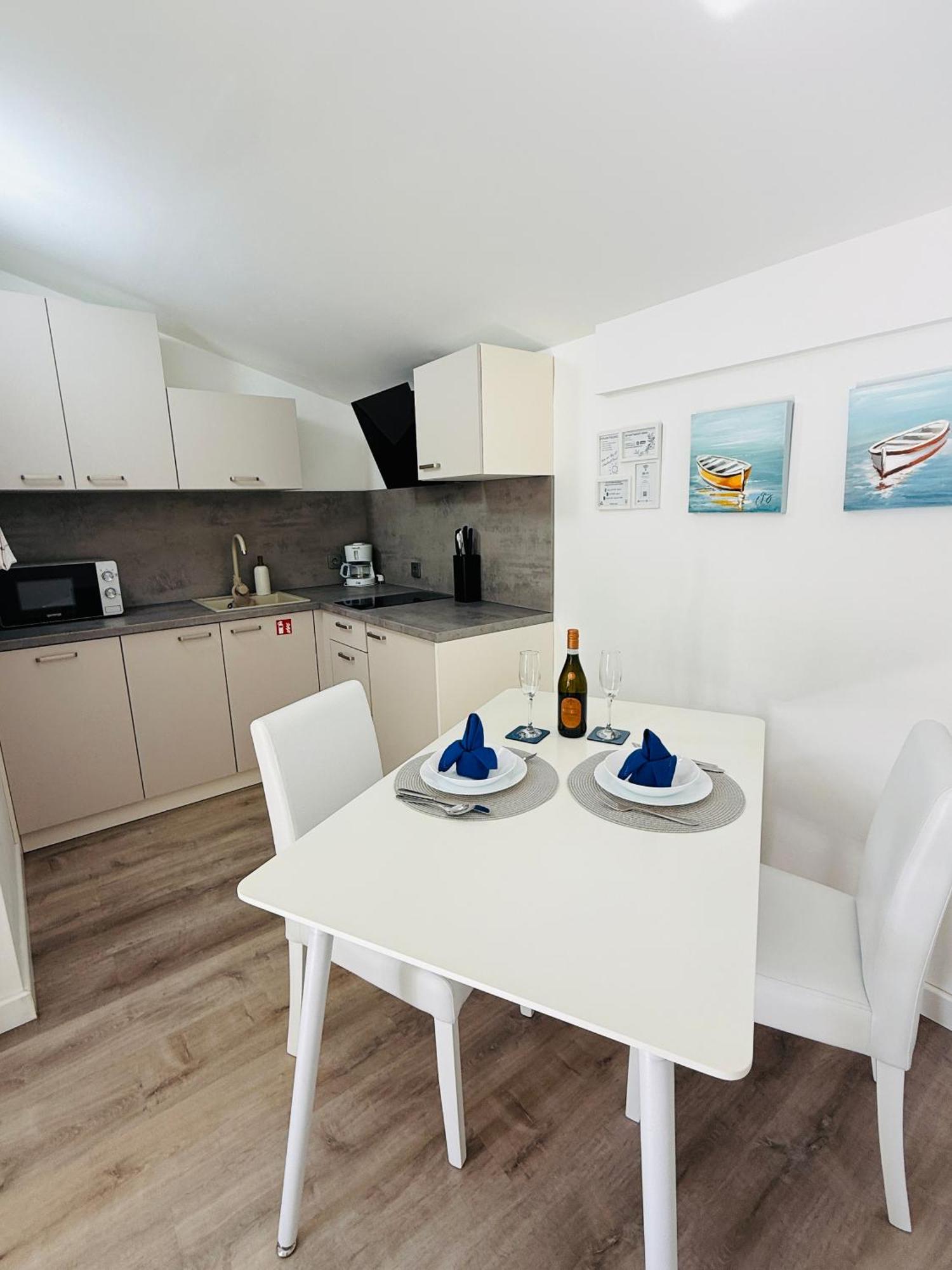Apartman Dino 파자나 외부 사진